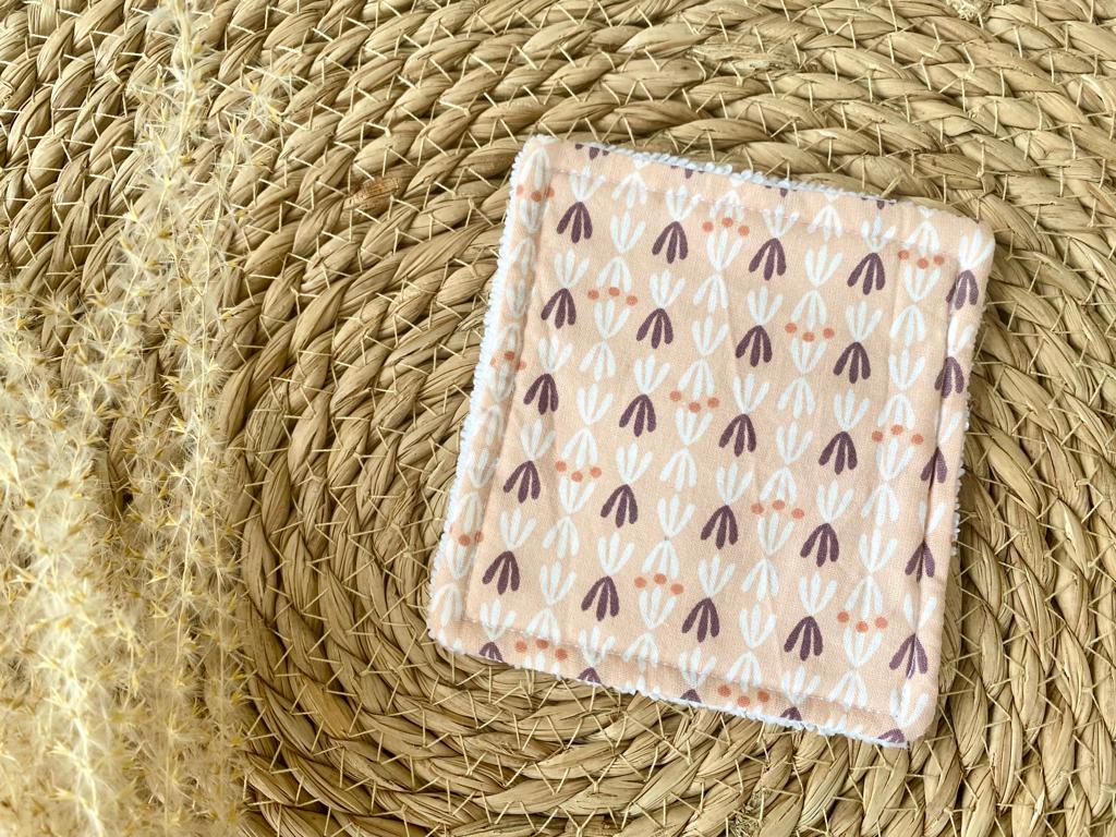 Lingettes démaquillantes carrées