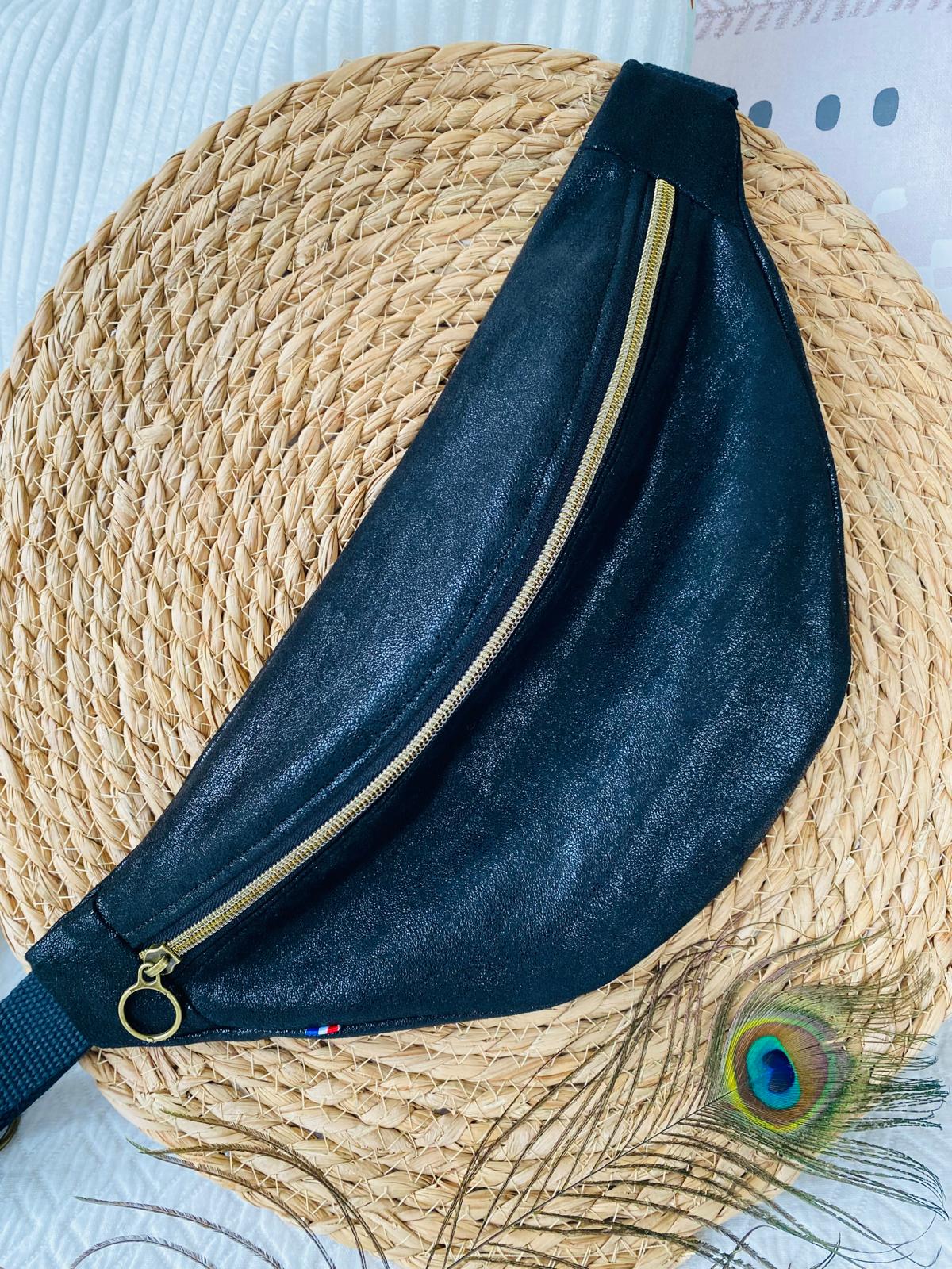 Sac banane suédine brillante