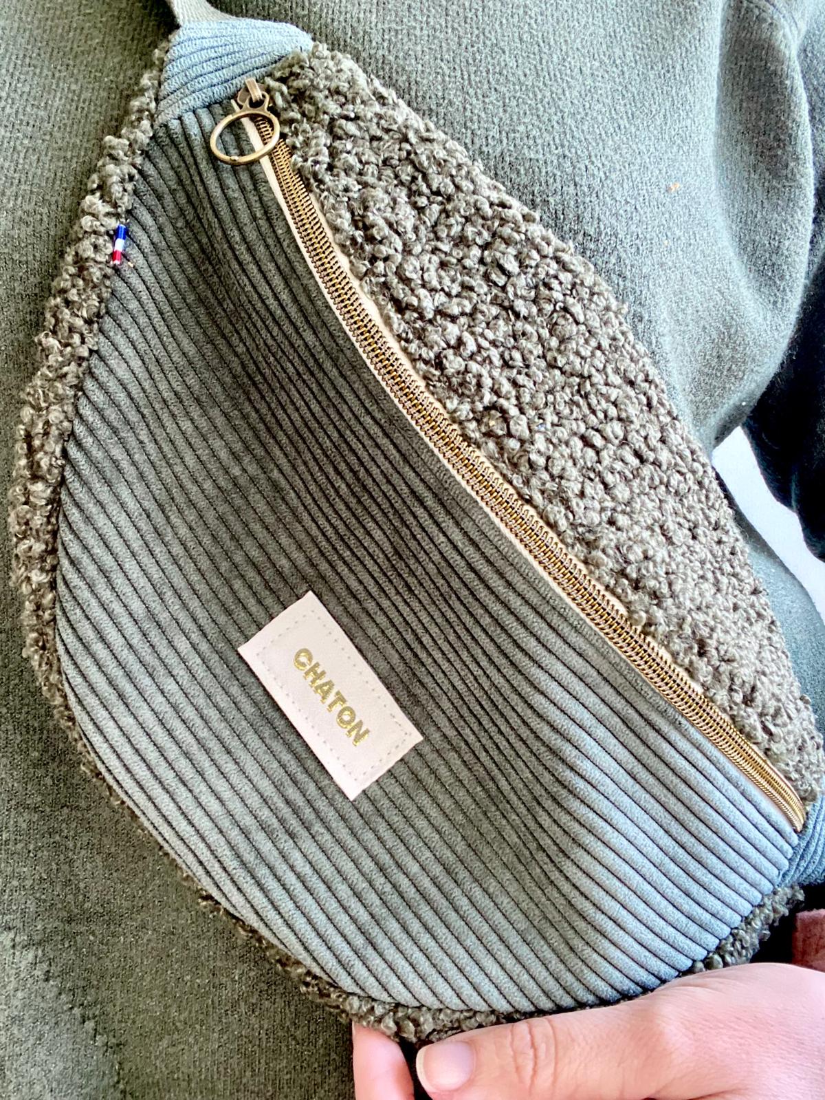 Sacs bananes velours à message