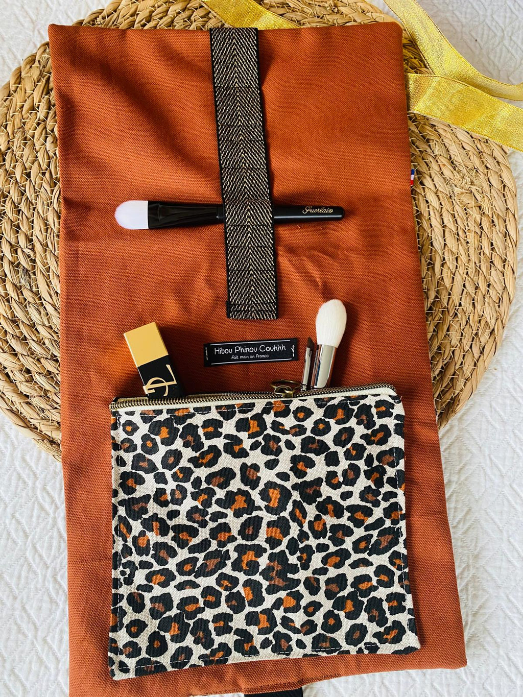 Trousse de beauté déroulante