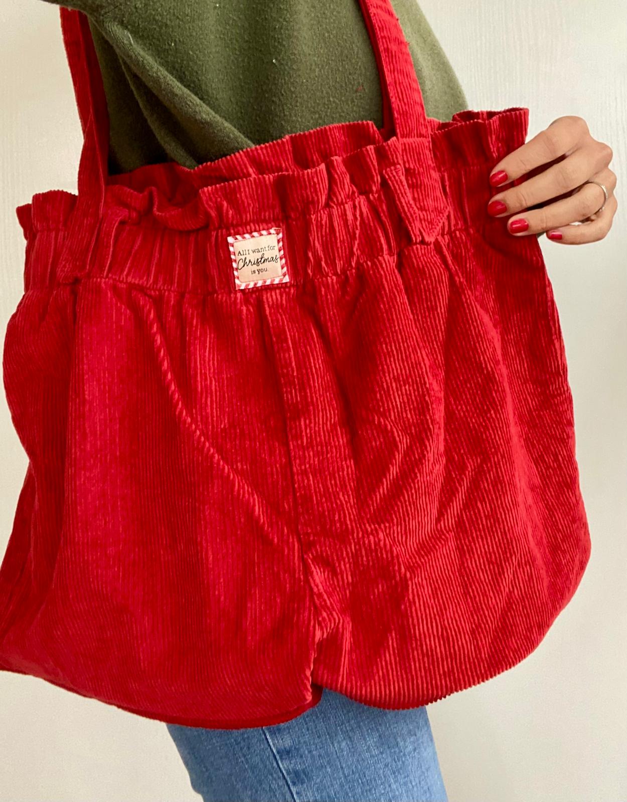Sac upcyclé du pantalon du Père Noël