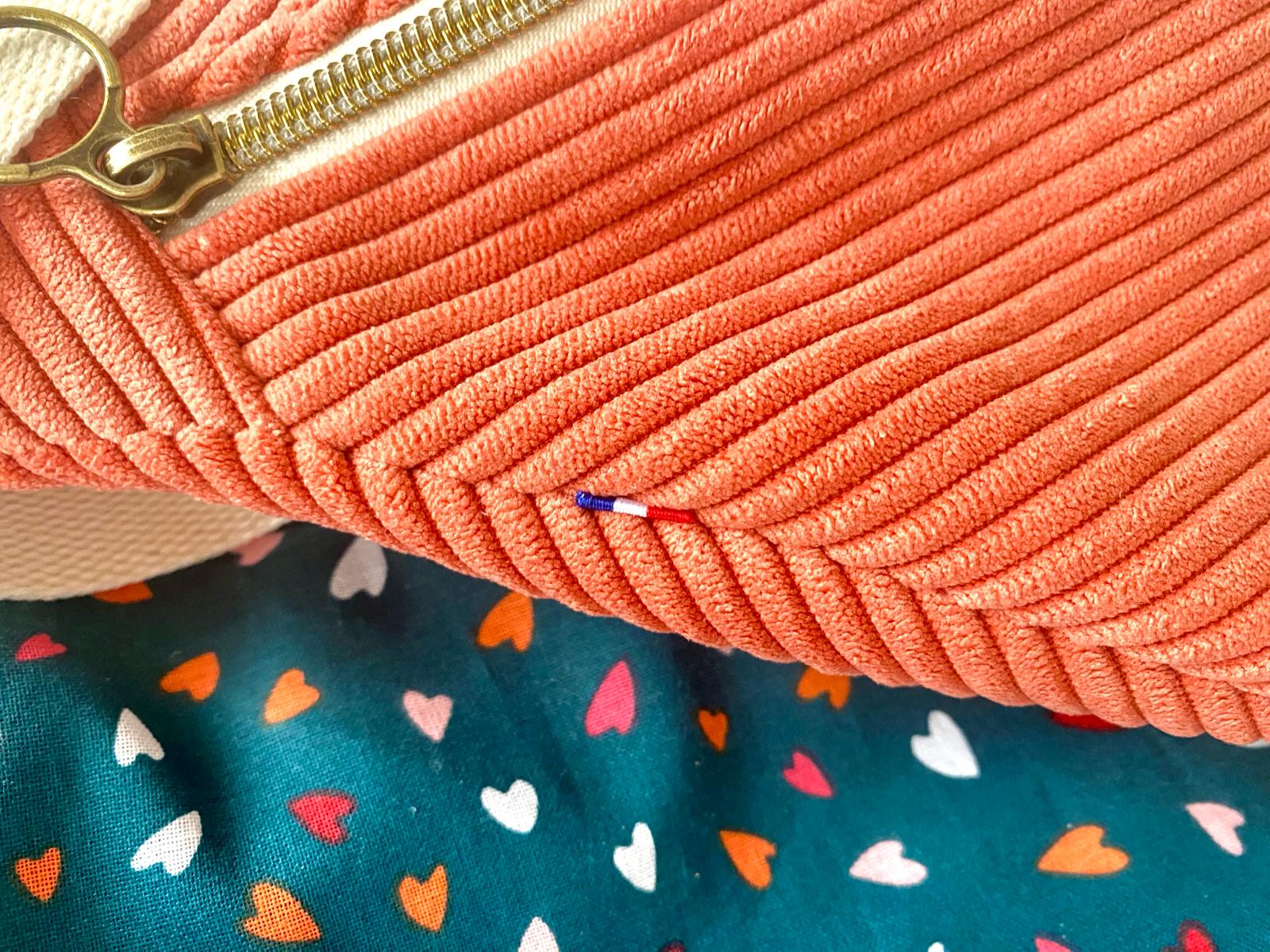 Sac banane velours pêche