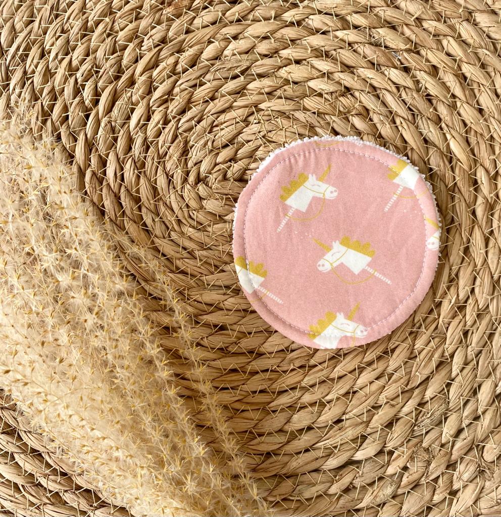 Lingettes démaquillantes rondes