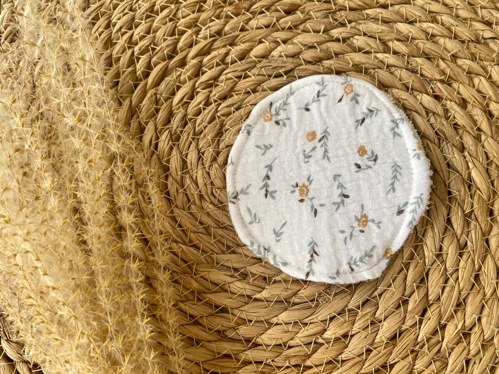 Lingettes démaquillantes rondes