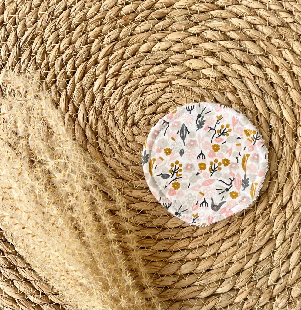 Lingettes démaquillantes rondes