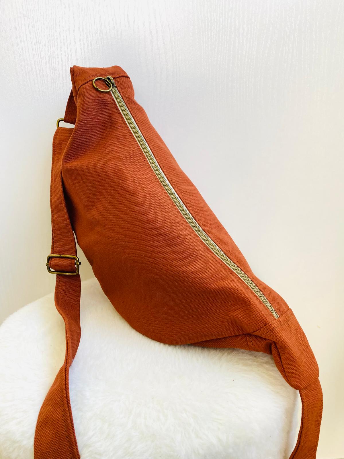Sac banane demi-lune