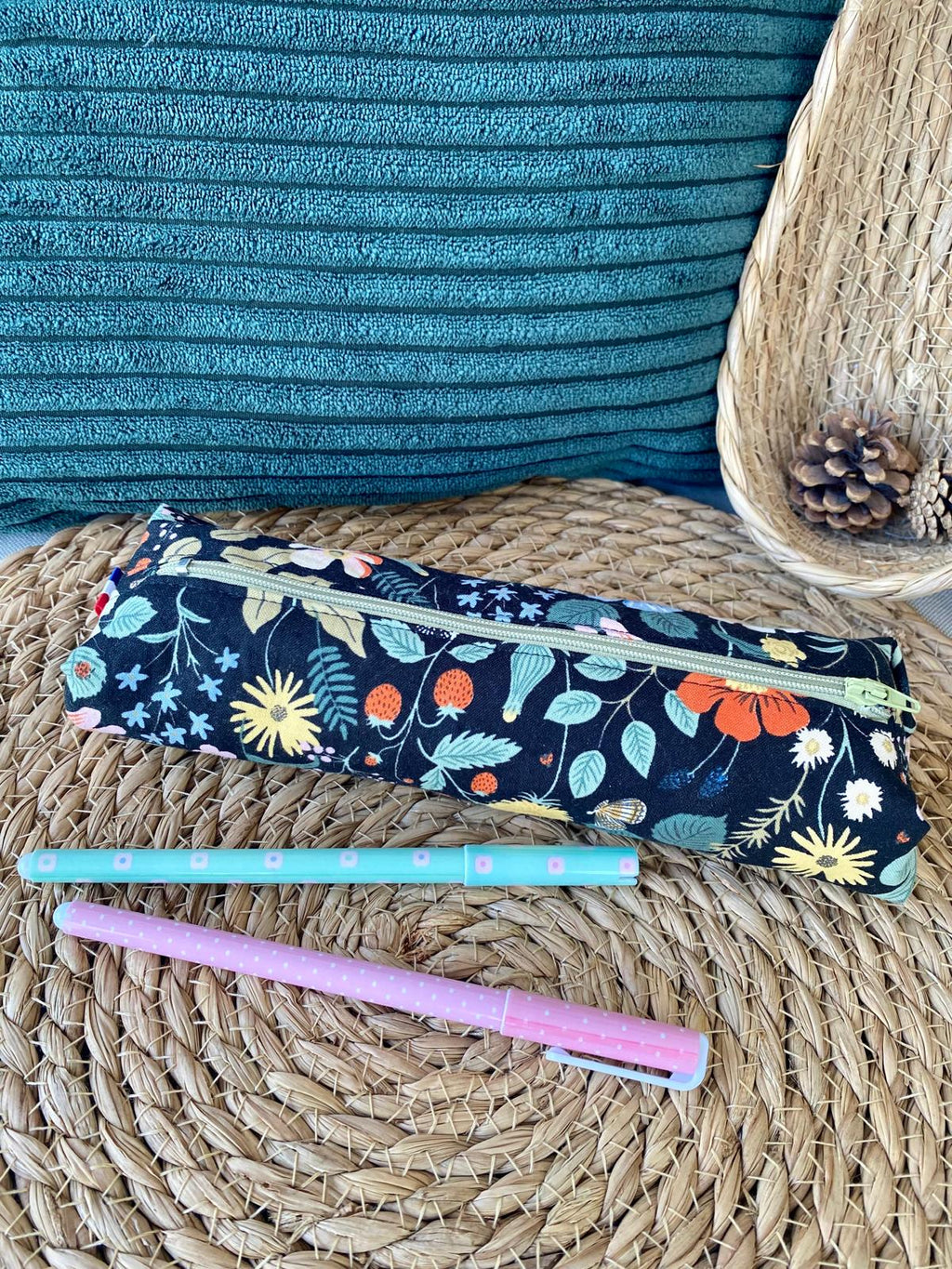 Trousse Rifle Strawberry Fields noir