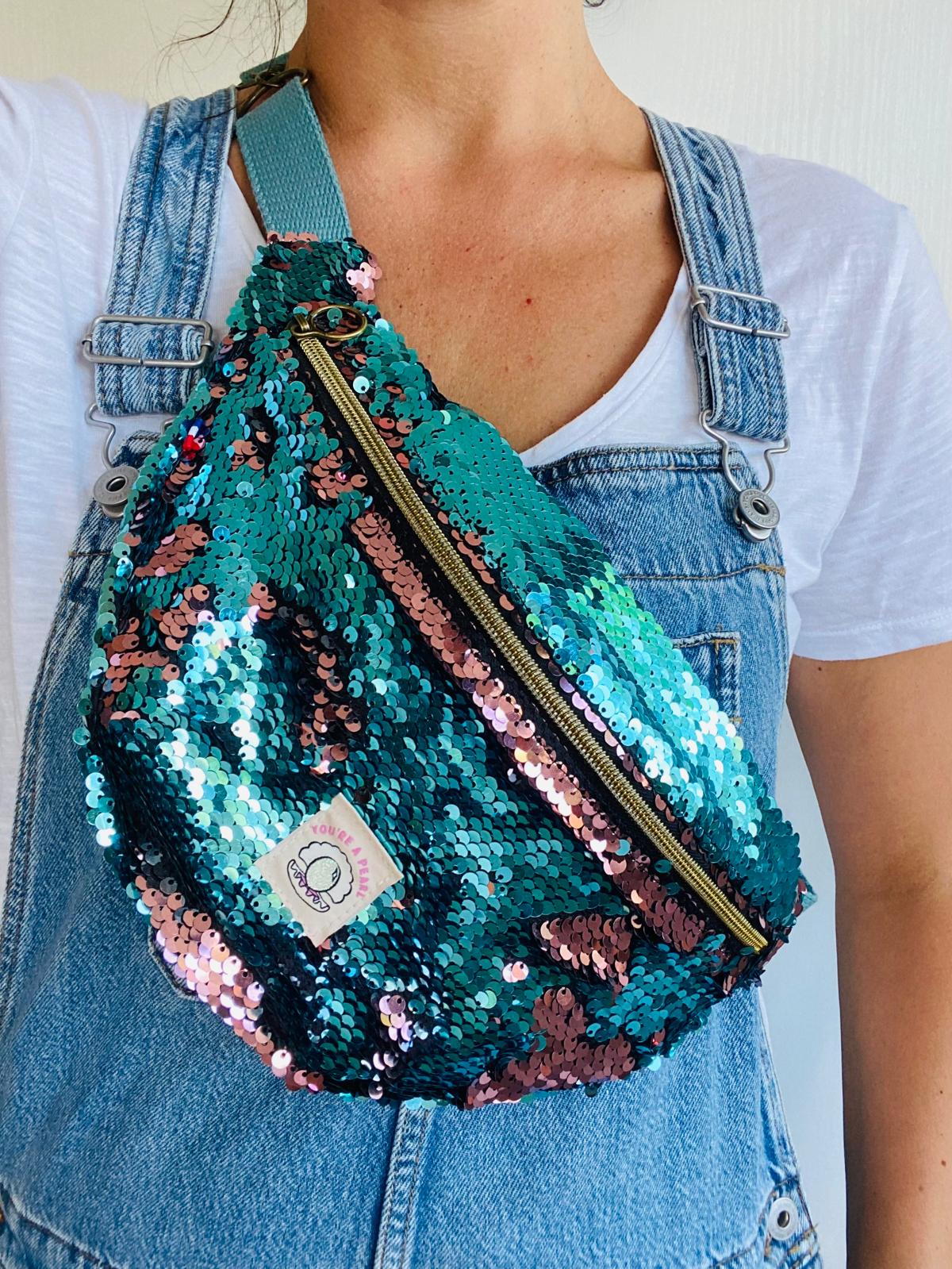 Sac banane à sequins bifaces upcyclé