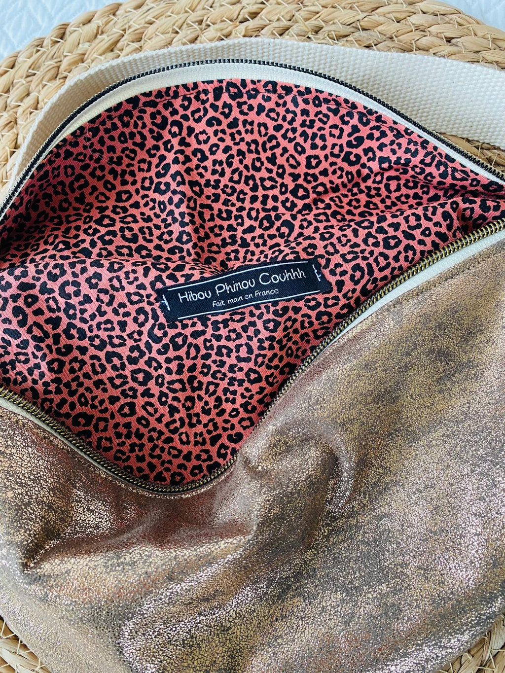 Sac banane suédine brillante