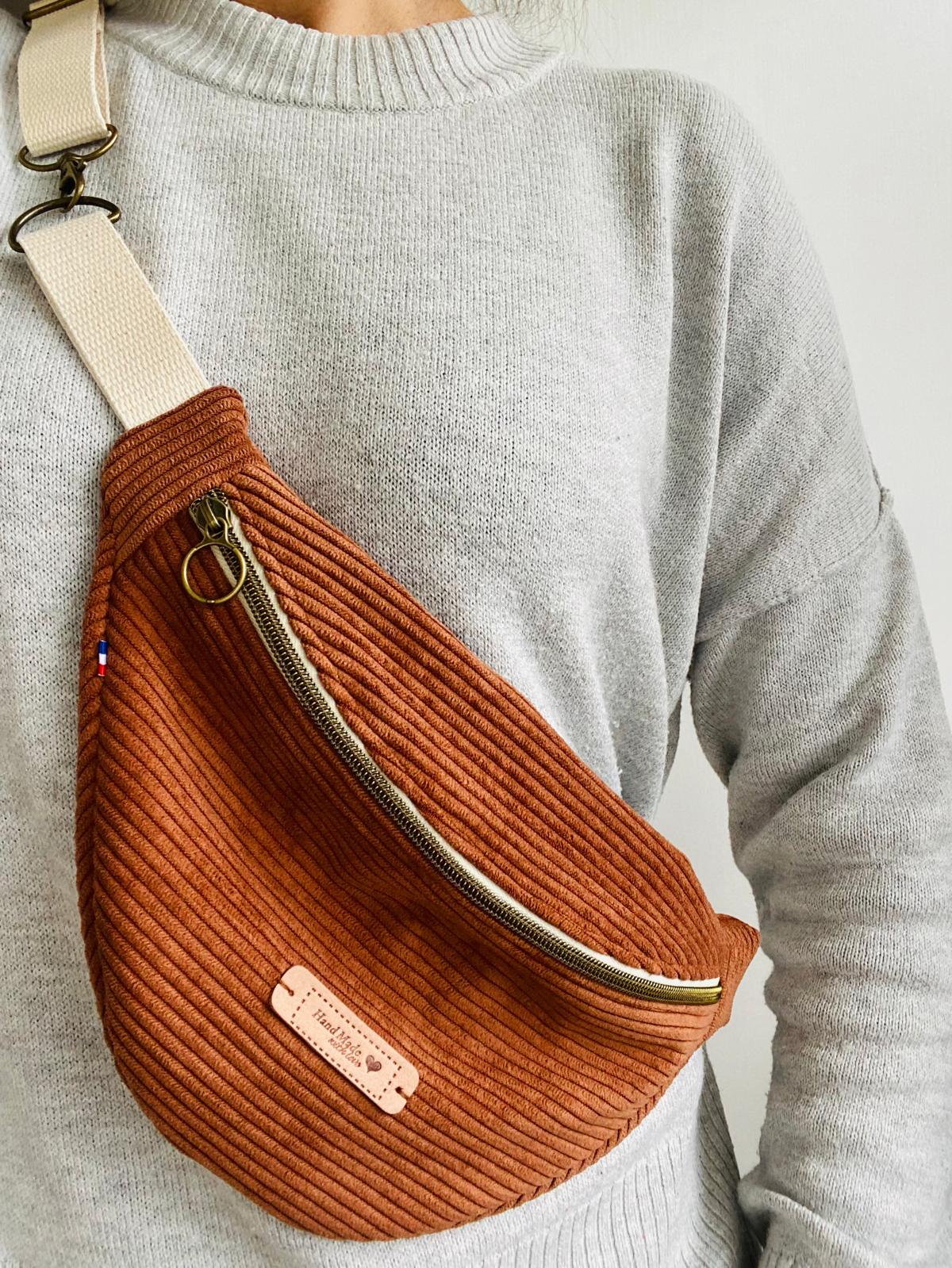 Sac banane velours camel