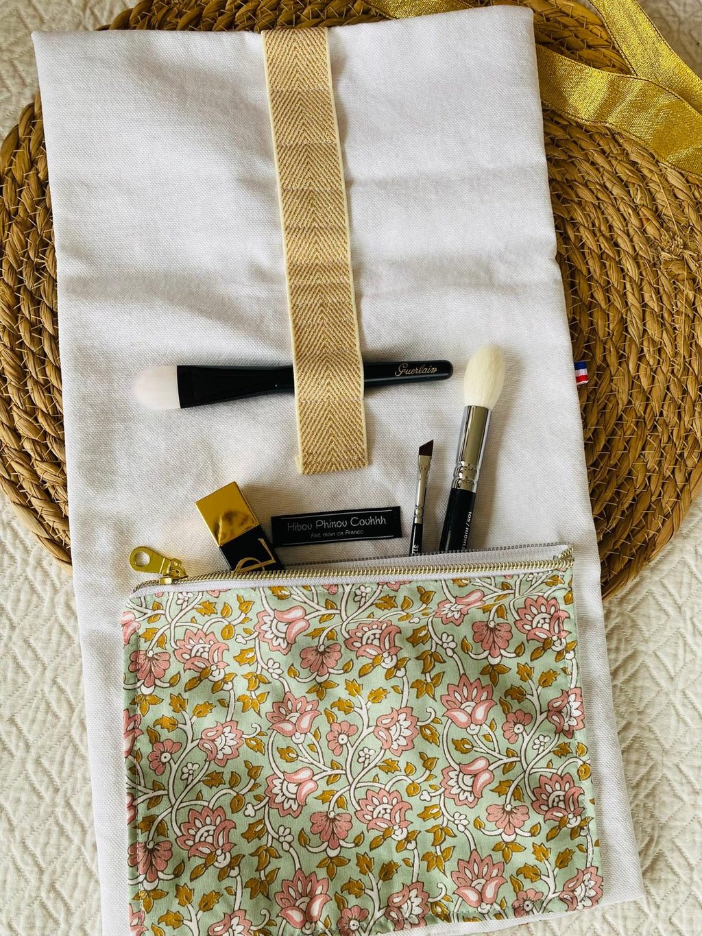 Trousse de beauté déroulante