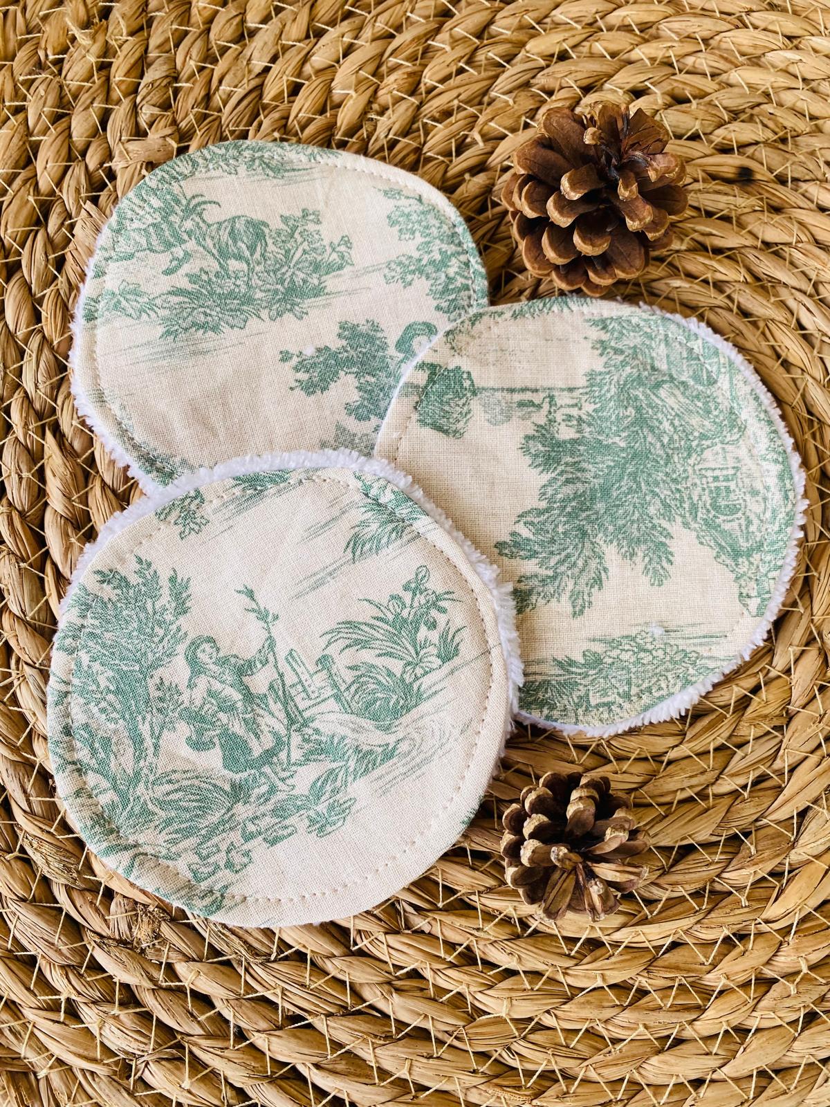 Lingettes démaquillantes rondes