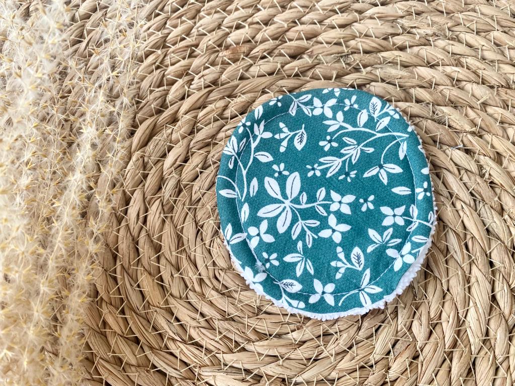 Lingettes démaquillantes rondes