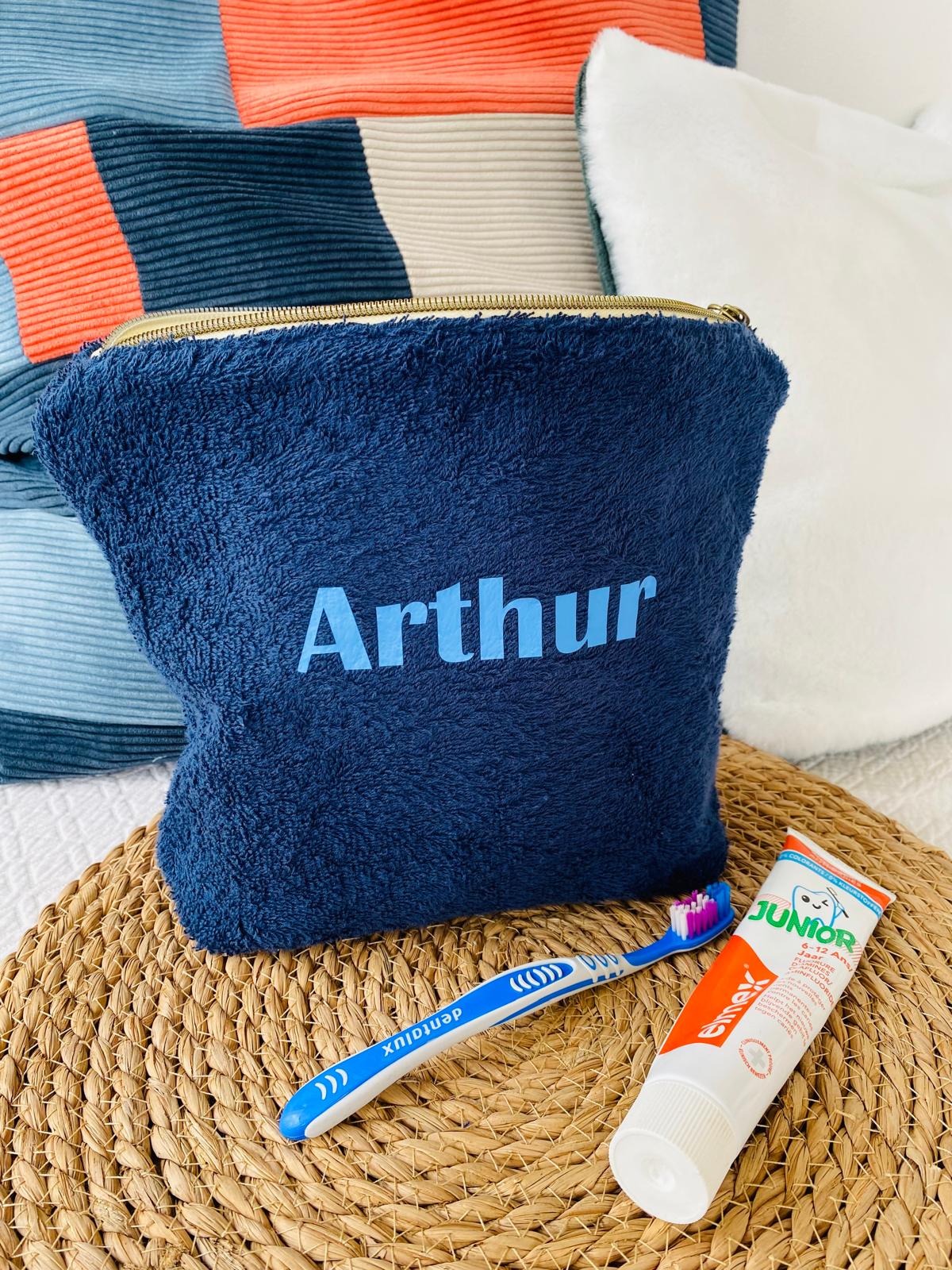 Trousse de toilette éponge