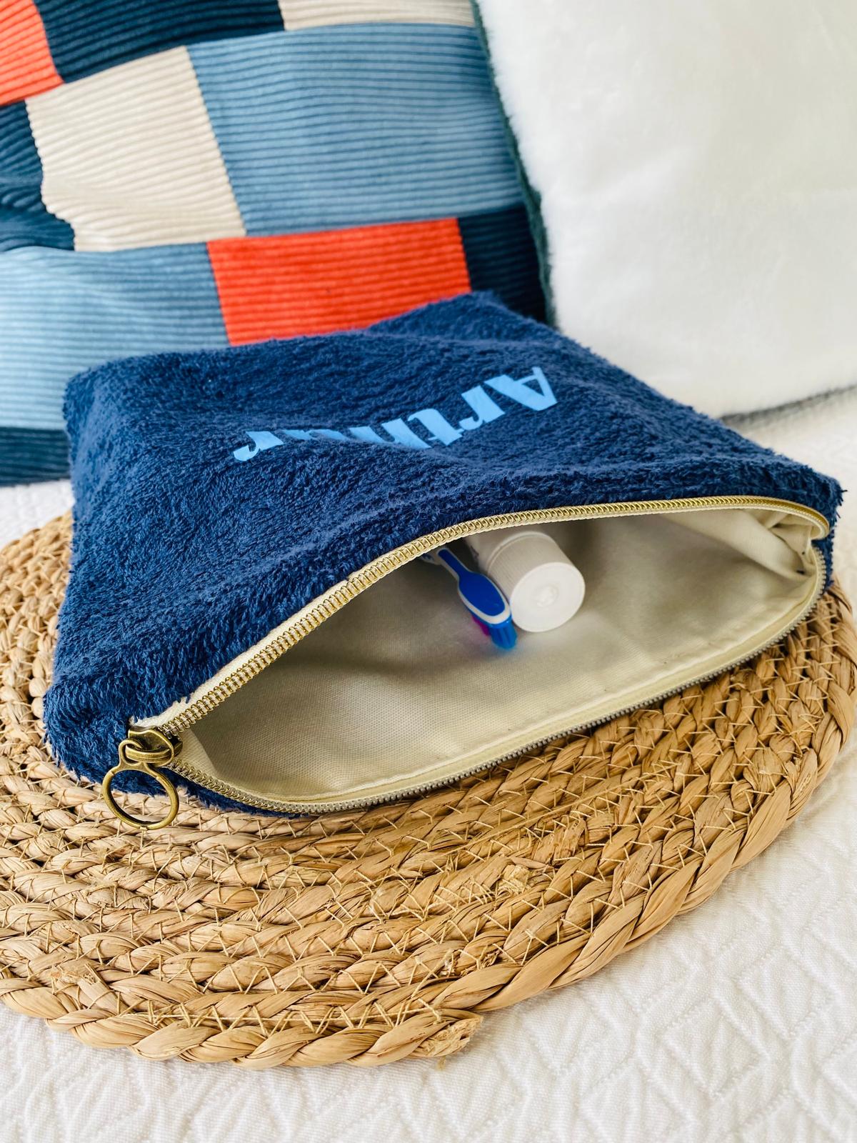 Trousse de toilette éponge