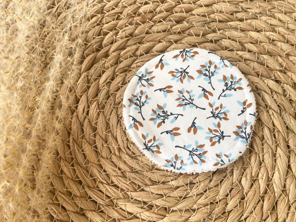 Lingettes démaquillantes rondes