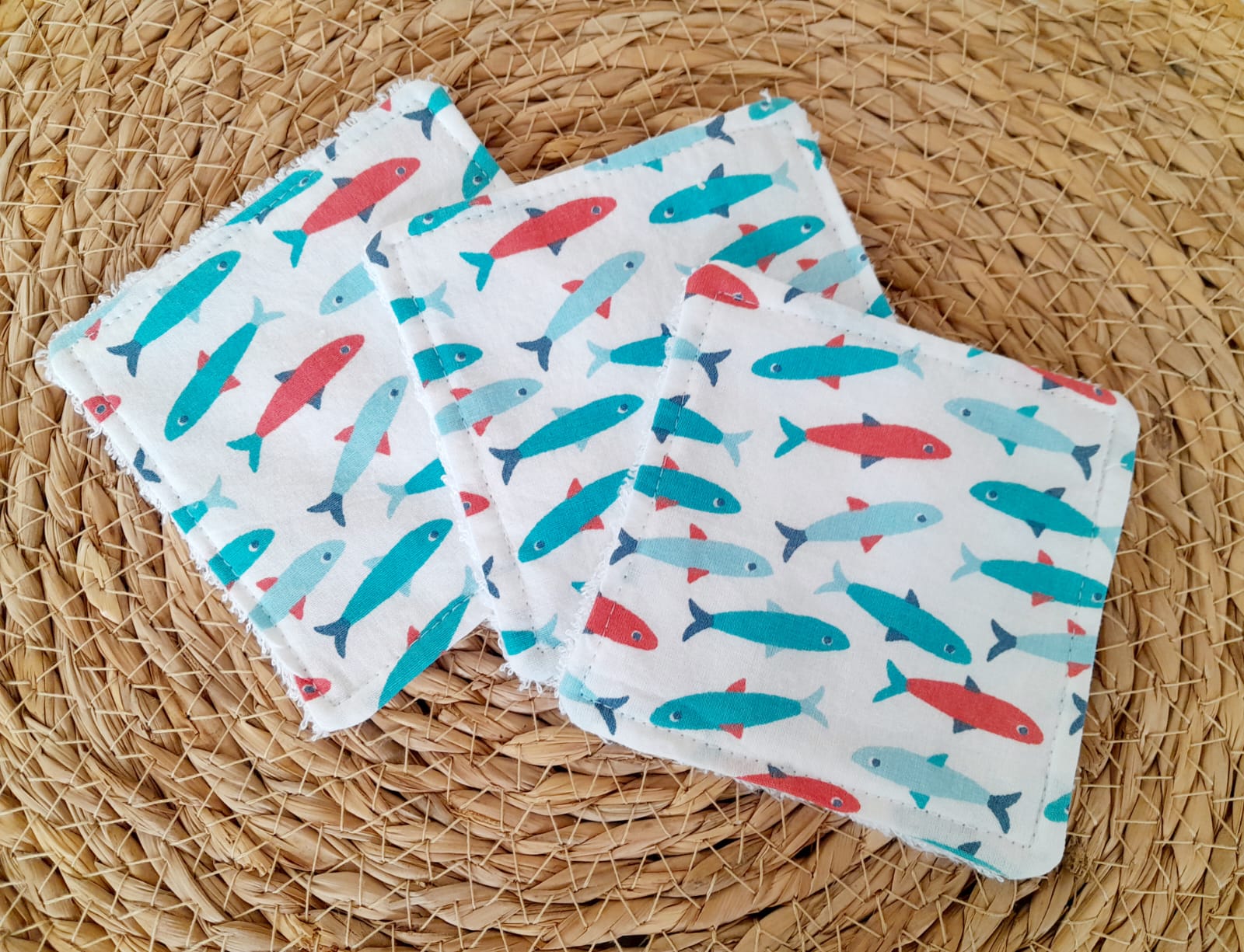Lingettes bébé carrées