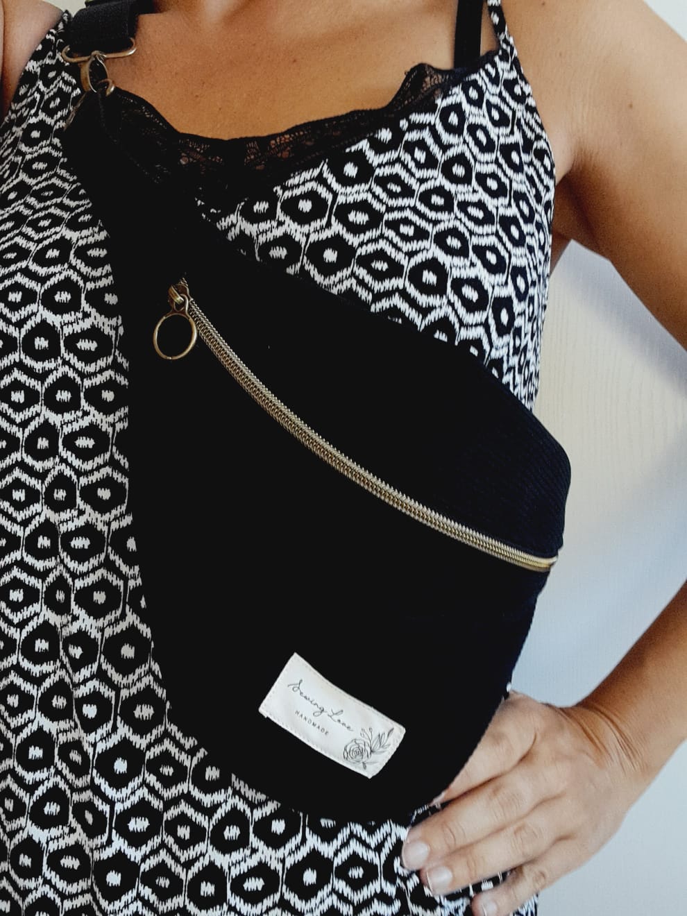 Sac banane velours noir